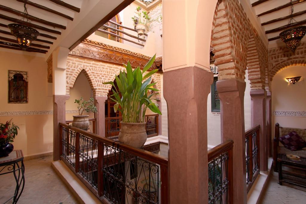 Dar Catalina Hotel Маракеш Екстериор снимка